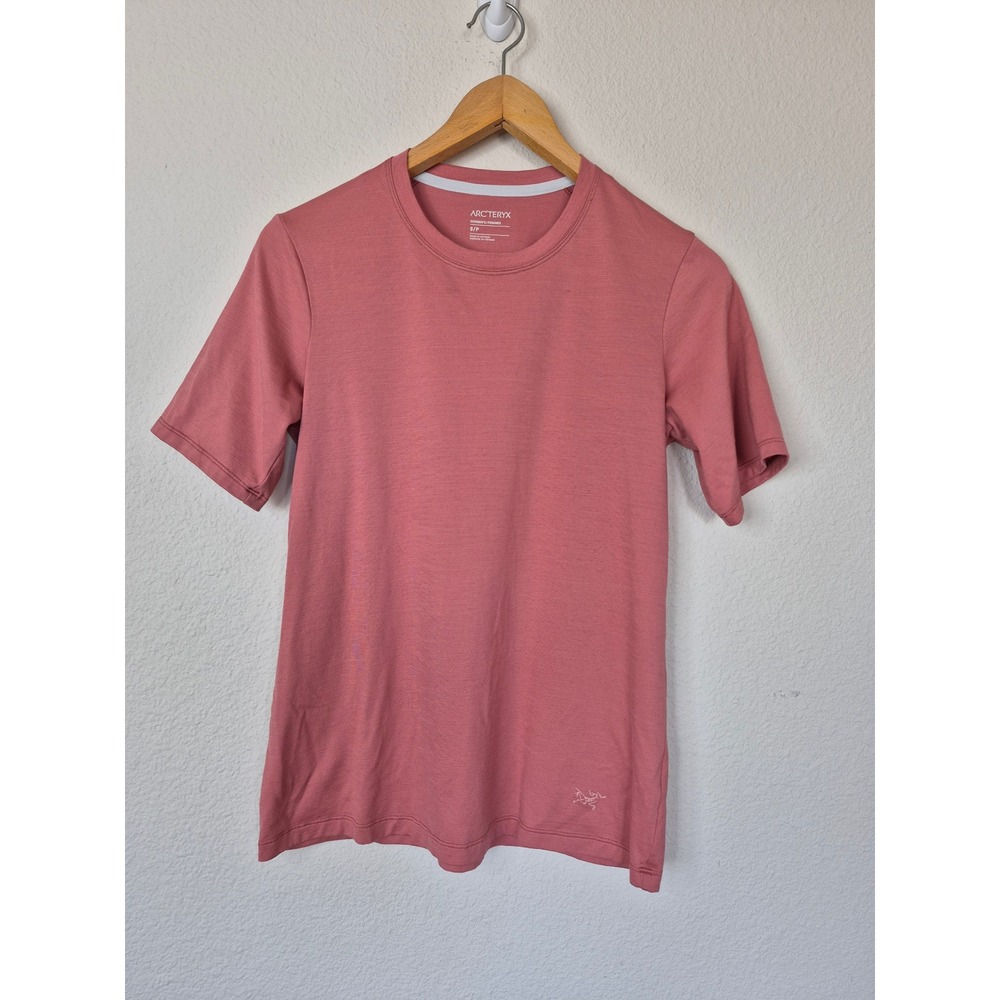 Arcteryx Rowan Short Sleeve Hiking Performanceโ Tee Size Small Petite